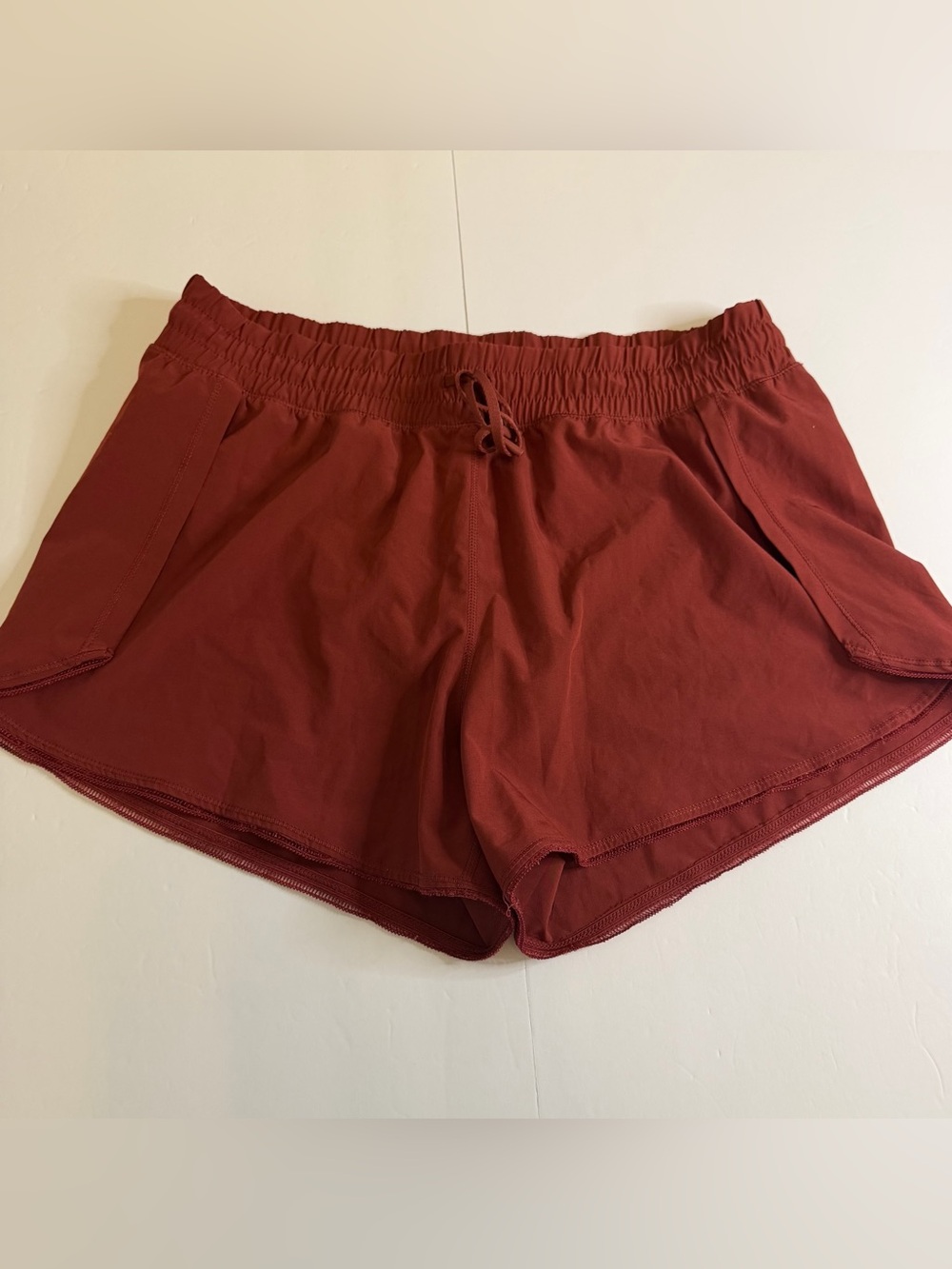 90 Degree by Reflex Women’s Medium Burgundy Active Running Shorts 3.5” Inseam